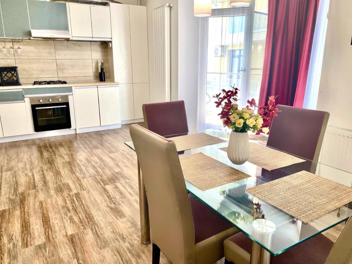 Venetis Sea View Apartment Navodari Exterior photo
